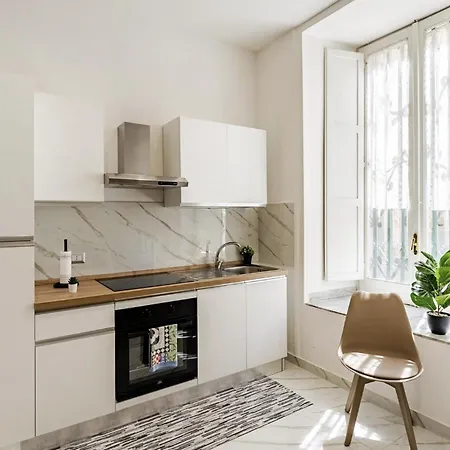 Apartamento Metro, Railway Station - B&d House Nápoles